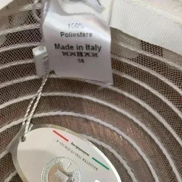 Il Trenino Ruffled Hat - Picture 7 of 8